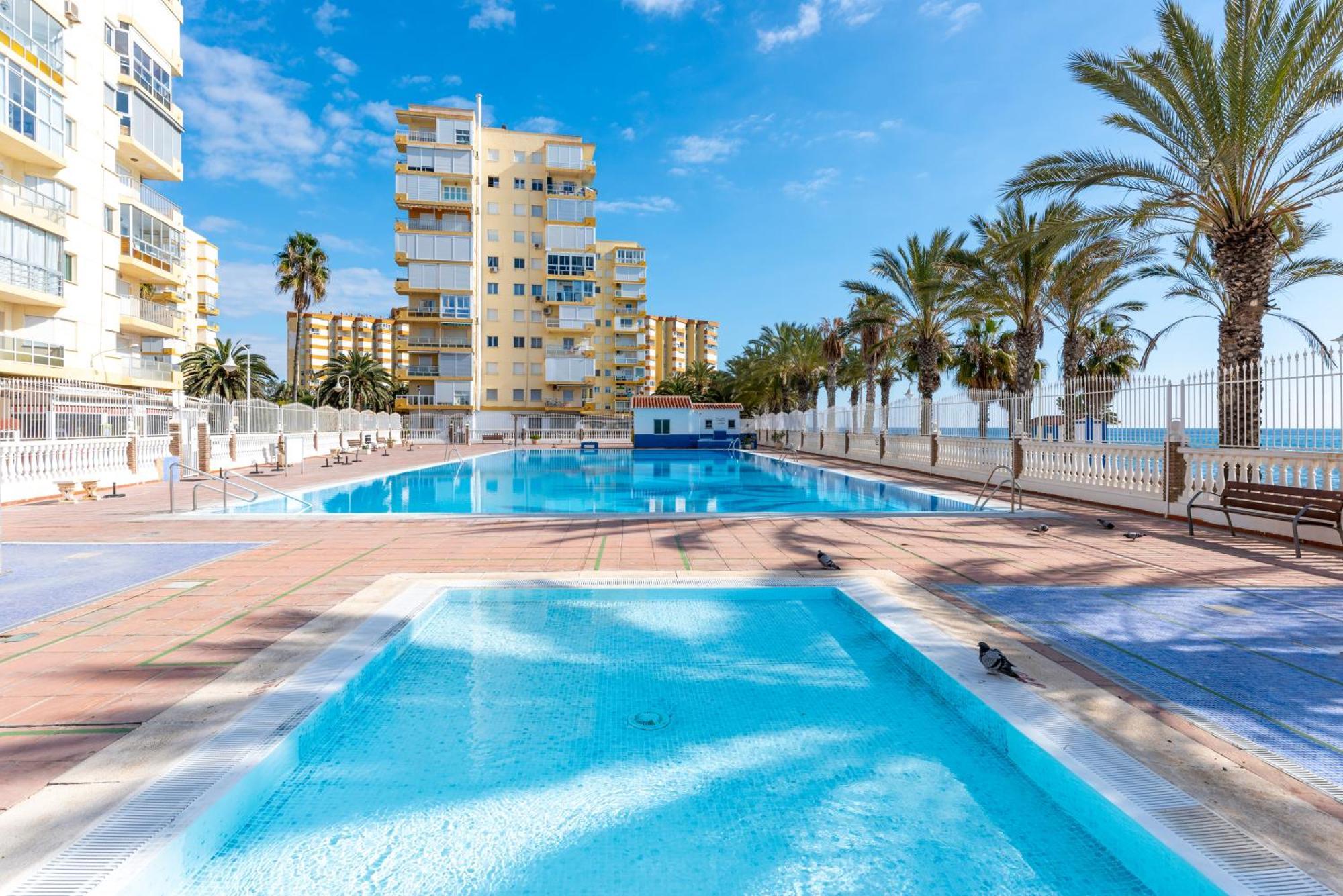 50 Mts Beach With Sea Views Pool Algarrobo Costa Eksteriør billede